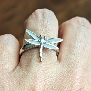 Tiffany& co Dragonfly Ring in White Gold with diamond setting  size 5.5